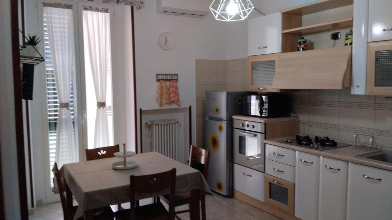 La Casa Di Elisa Apartman Bari Kültér fotó